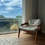 Sunny With A Beautiful View! Apartamento *