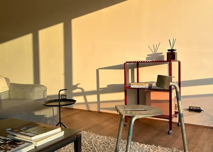 Sunny With A Beautiful View! *