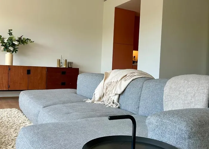 Sunny With A Beautiful View! * 奥斯滕德